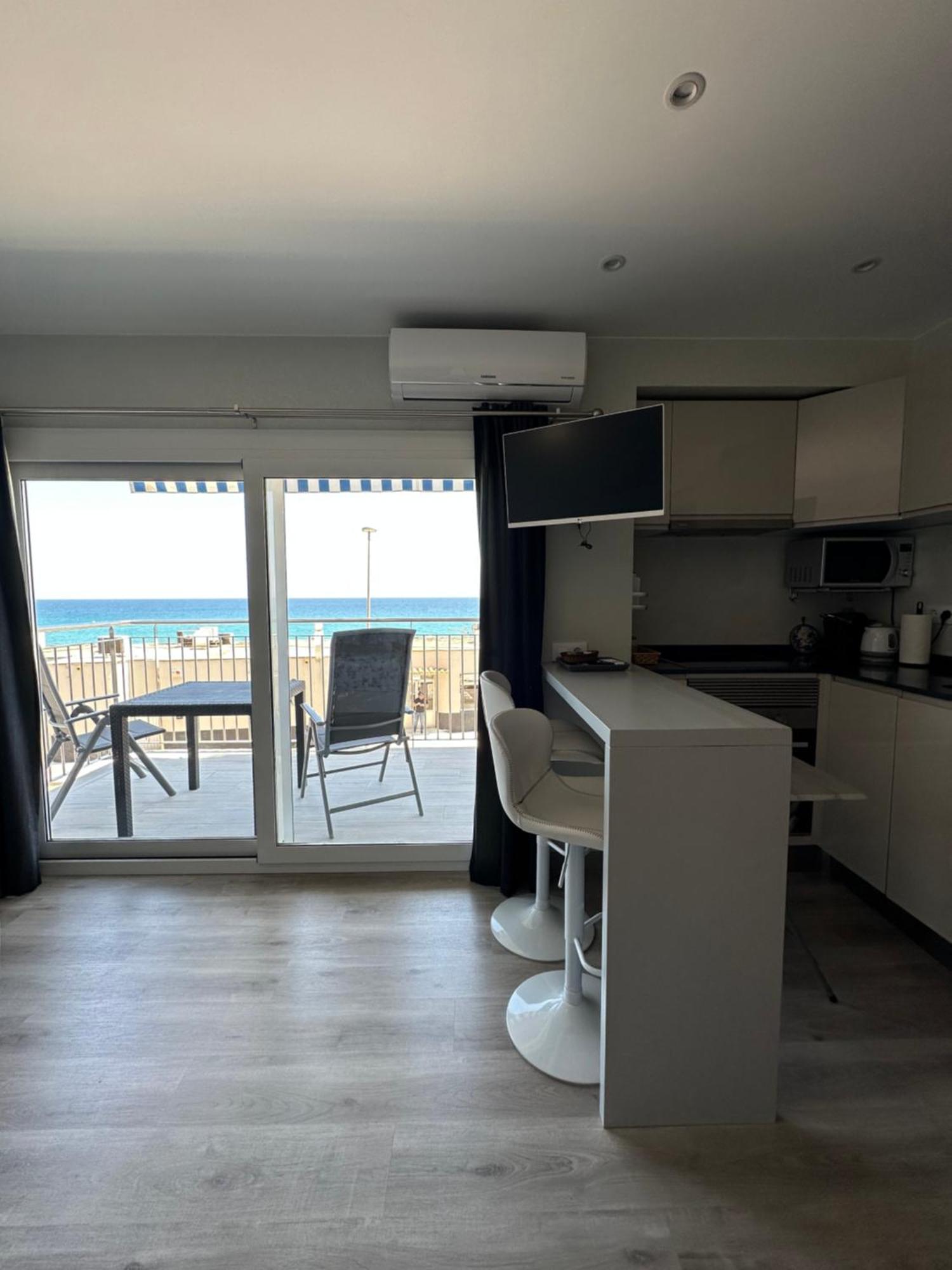 Estudio Con Impresionantes Vistas Al Mar 블랑스 외부 사진